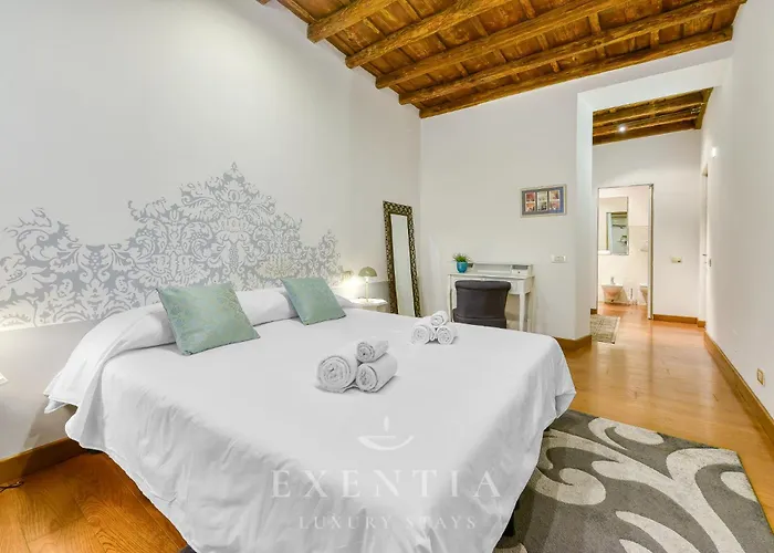 Piazza Navona Spacious Apartment, Campo De' Fiori Apartament